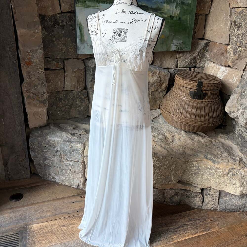 Vintage Montgomery Ward MW Collection White Sheer Lace Maxi Nightgown S